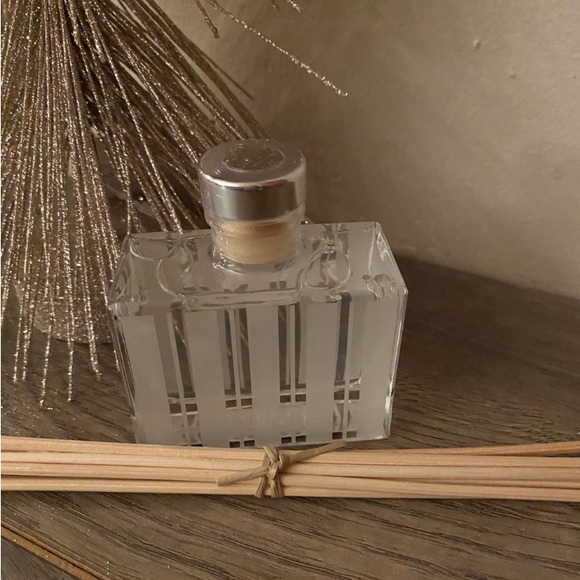 NEST Fragrances Holiday Nest Fragrance Holiday Reed Diffusersmall